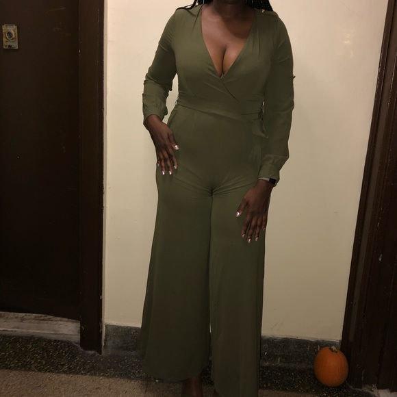 Olive Wide leg Jumpsuit - Picture 2 of 5